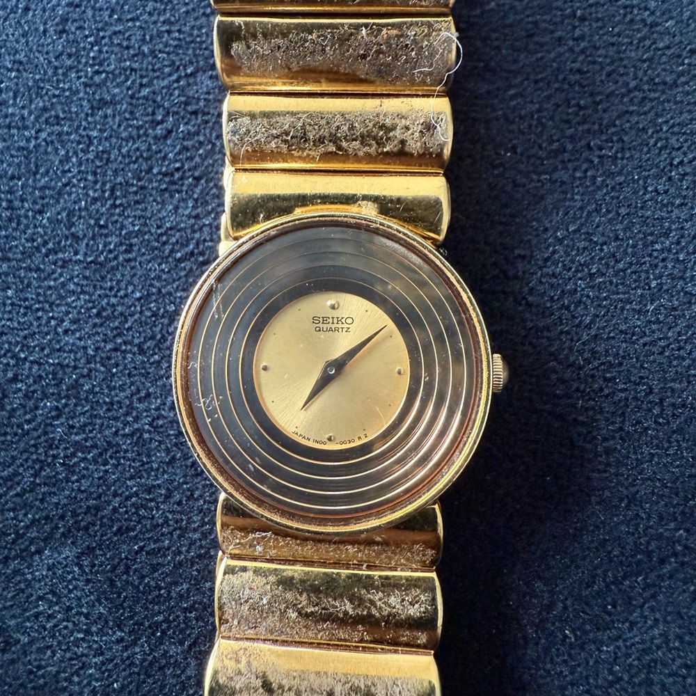 Seiko Gold-Tone Quartz Smartwatch